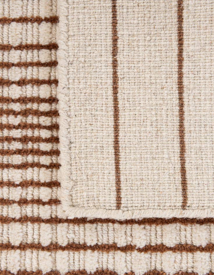 Detail image of  2' 2 x 3' 2  Hand Woven Hand Woven Chindi Cotton Wool Rug