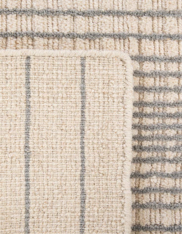 Detail image of  2' 1 x 3' 2  Hand Woven Hand Woven Chindi Cotton Wool Rug