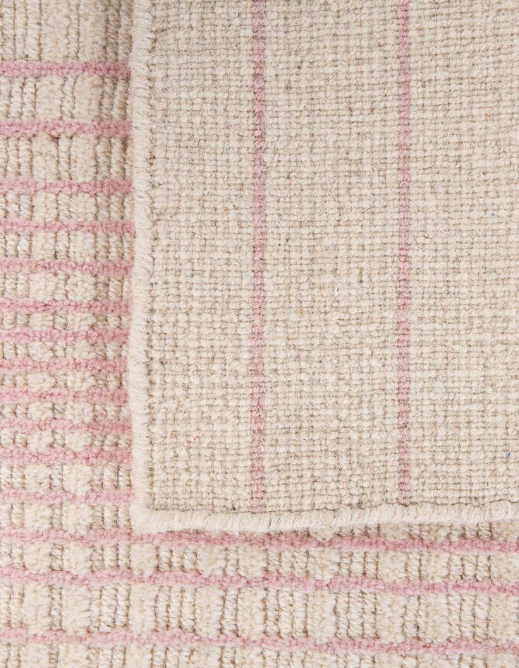 Detail image of  2' 1 x 3' 2  Hand Woven Hand Woven Chindi Cotton Wool Rug