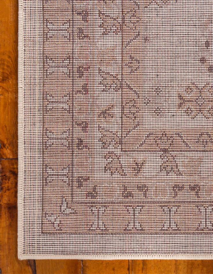Detail image of  2' x 3' Heris Rug