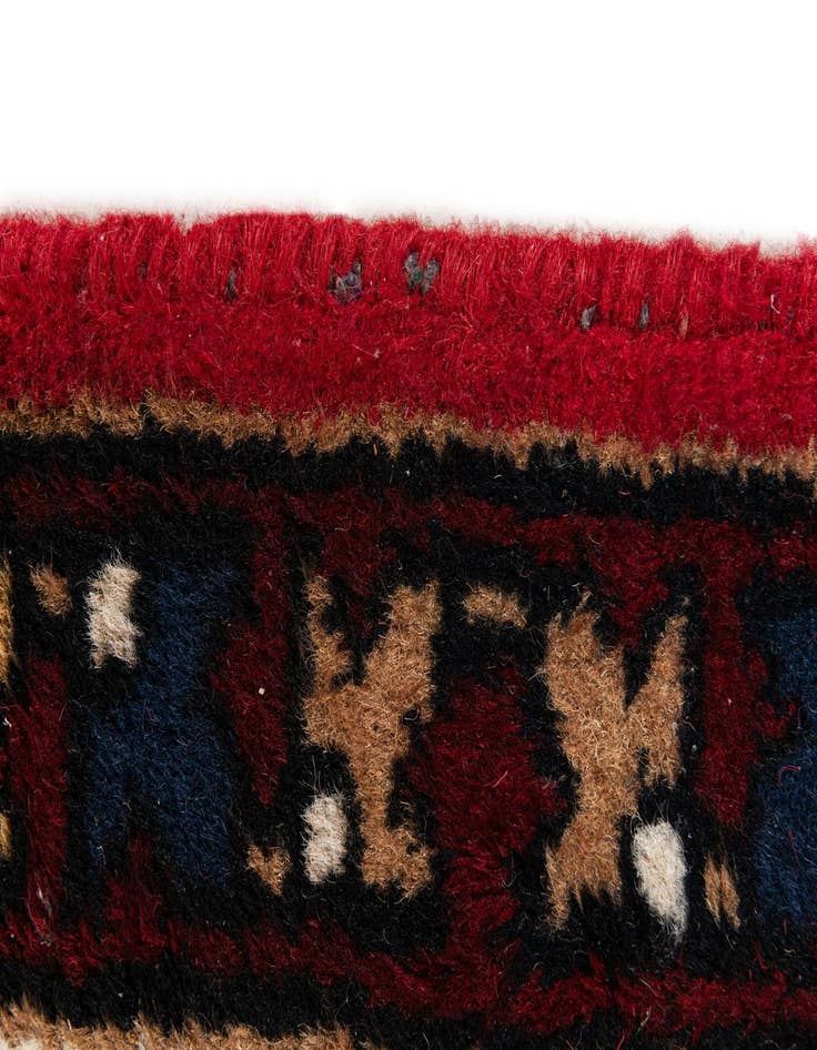 Detail image of  2' x 3'  Hand Knotted Heriz Wool Rug