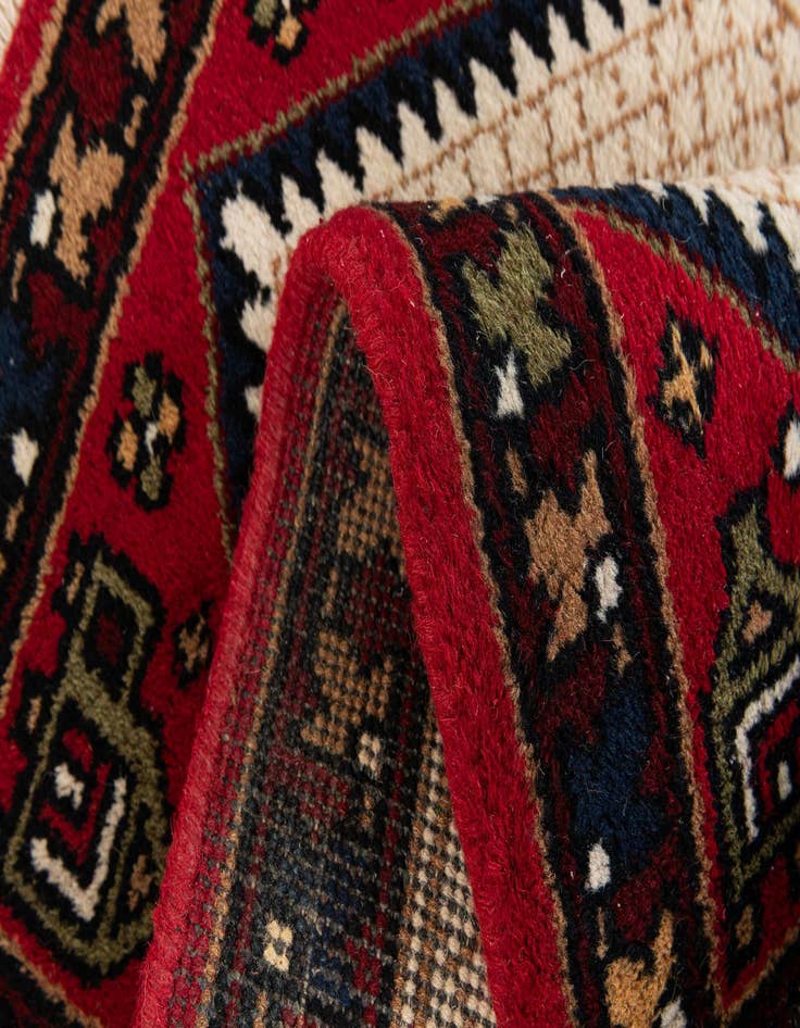 Detail image of  2' x 3'  Hand Knotted Heriz Wool Rug