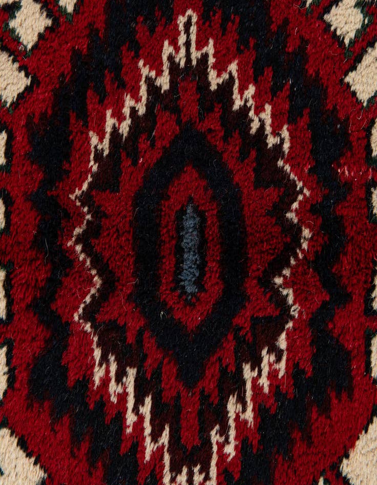 Detail image of  3' 1 x 5' 2  Hand Knotted Heriz Wool Rug