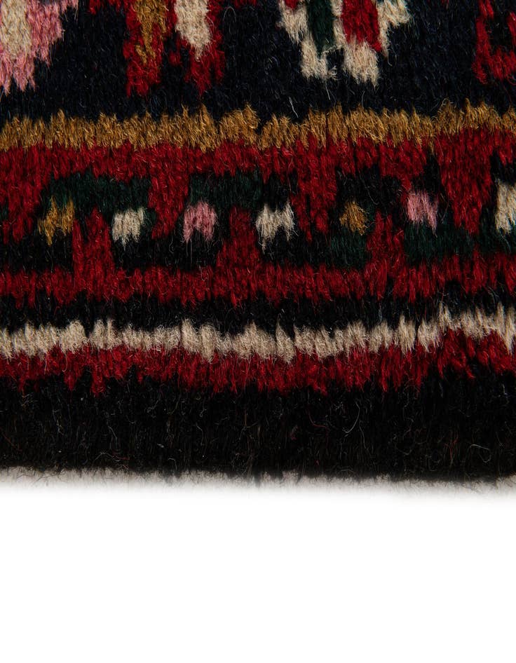 Detail image of  3' 1 x 5' 2  Hand Knotted Heriz Wool Rug