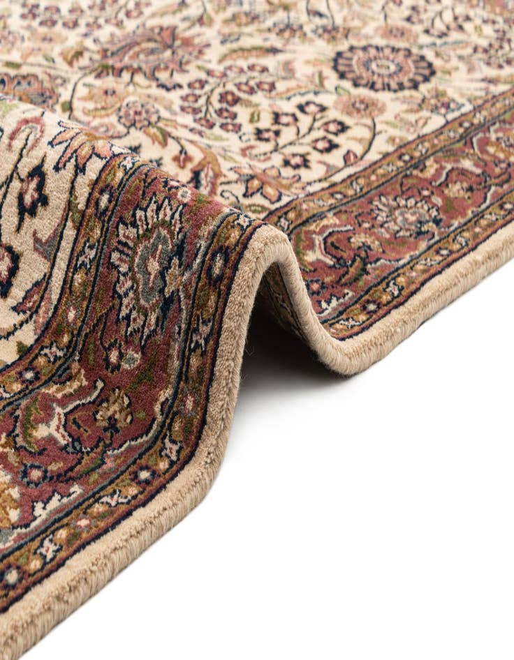 Detail image of  4' x 6' 8  Hand Knotted Isfahan Wool Rug