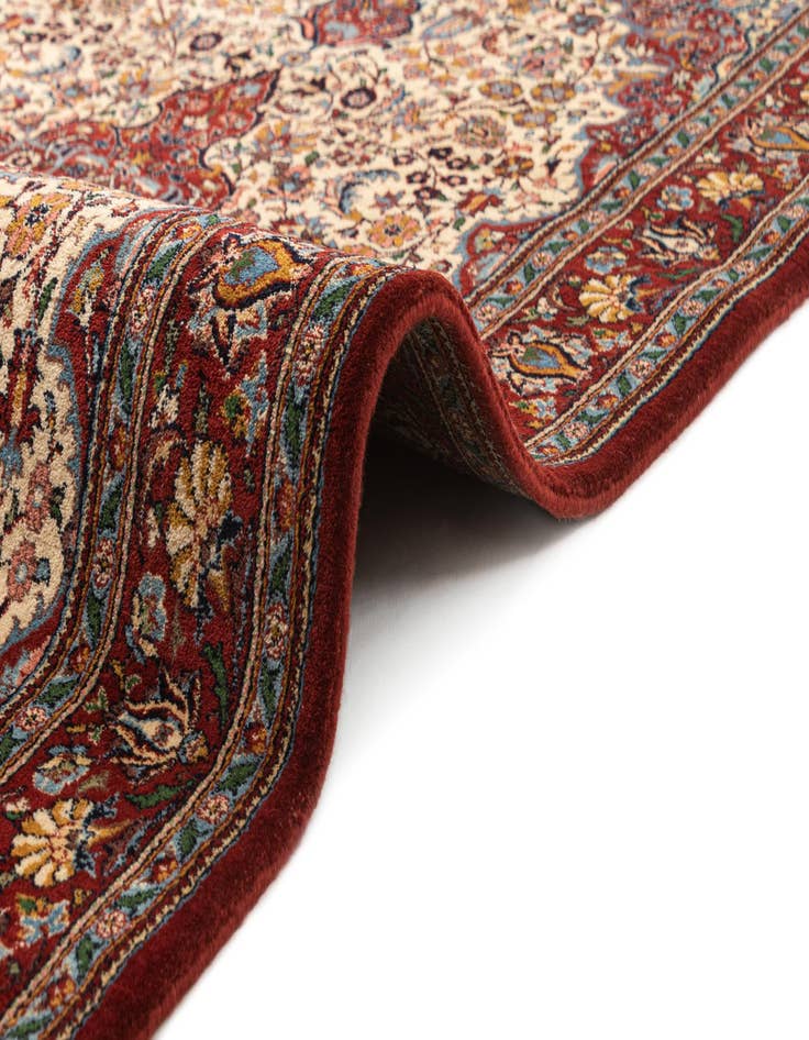 Detail image of  4' x 6' 8  Hand Knotted Isfahan Wool Rug