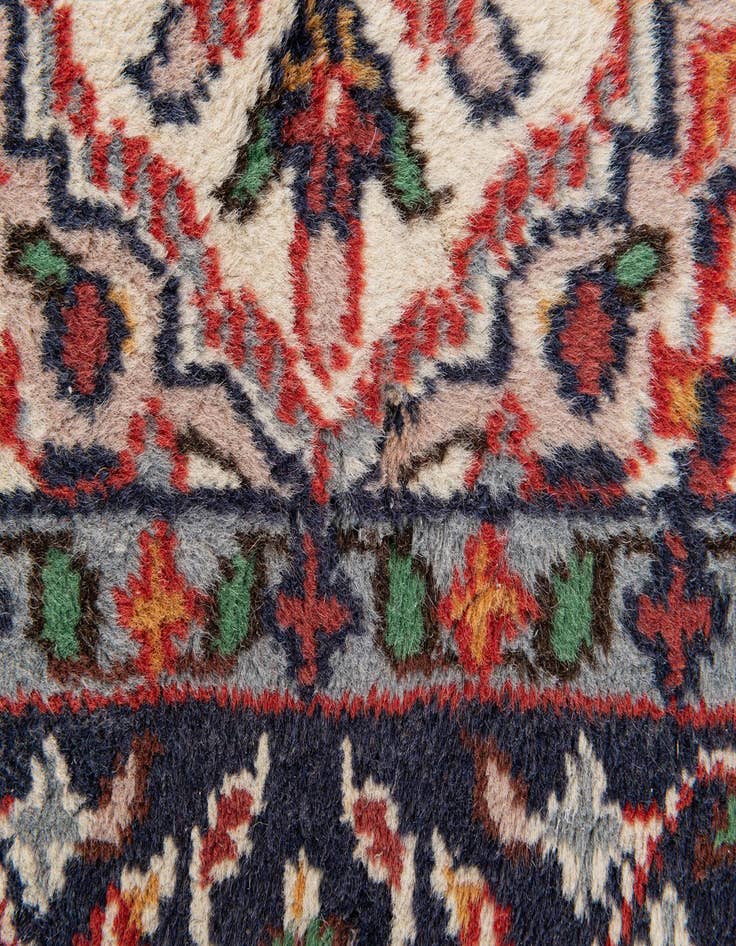 Detail image of  3' 1 x 5' 3  Hand Knotted Isfahan Wool Rug