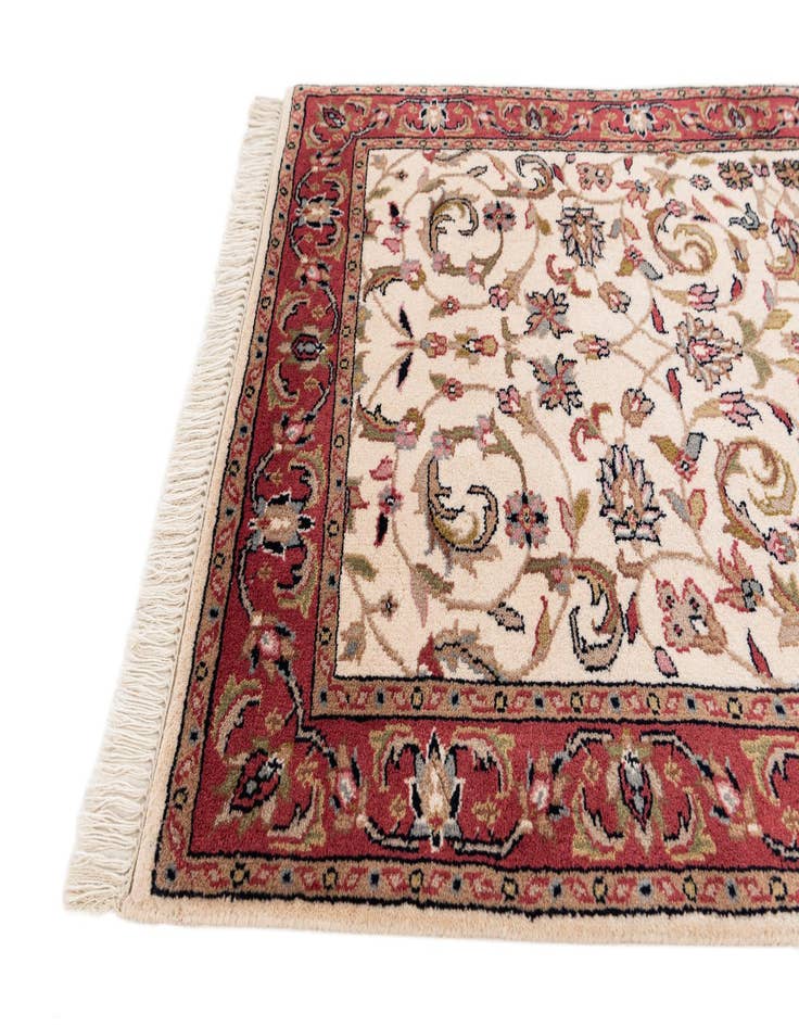 Detail image of  3' x 5' 4  Hand Knotted Isfahan Wool Rug