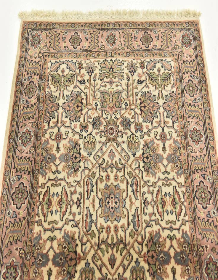 Detail image of  3' 4 x 5' 4  Hand Knotted Jaipur Agra Wool Rug