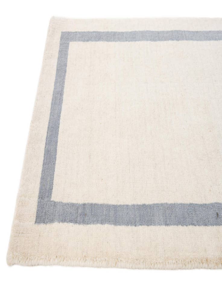 Detail image of  2' x 3'  Hand Woven Jill Zarin English Manor Rug