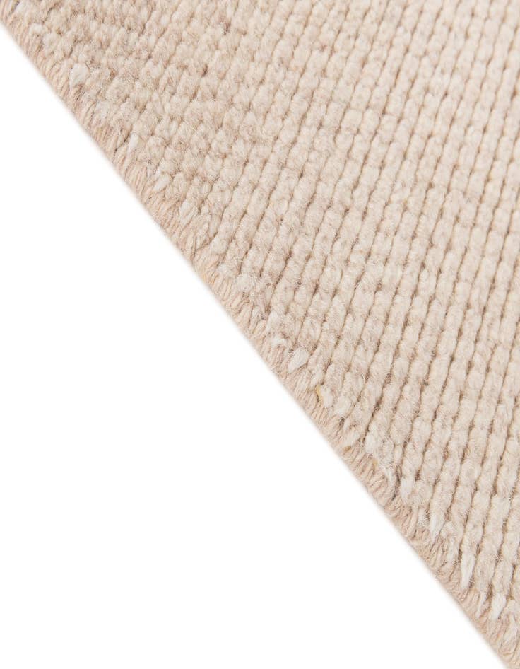 Detail image of  2' 1 x 3' 1  Hand Knotted Jill Zarin English Manor Wool Rug