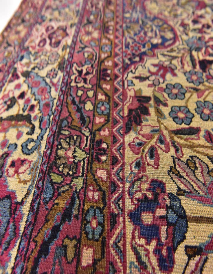 Detail image of  8' 9 x 11' 8  Hand Knotted Kashan Persian Wool Rug