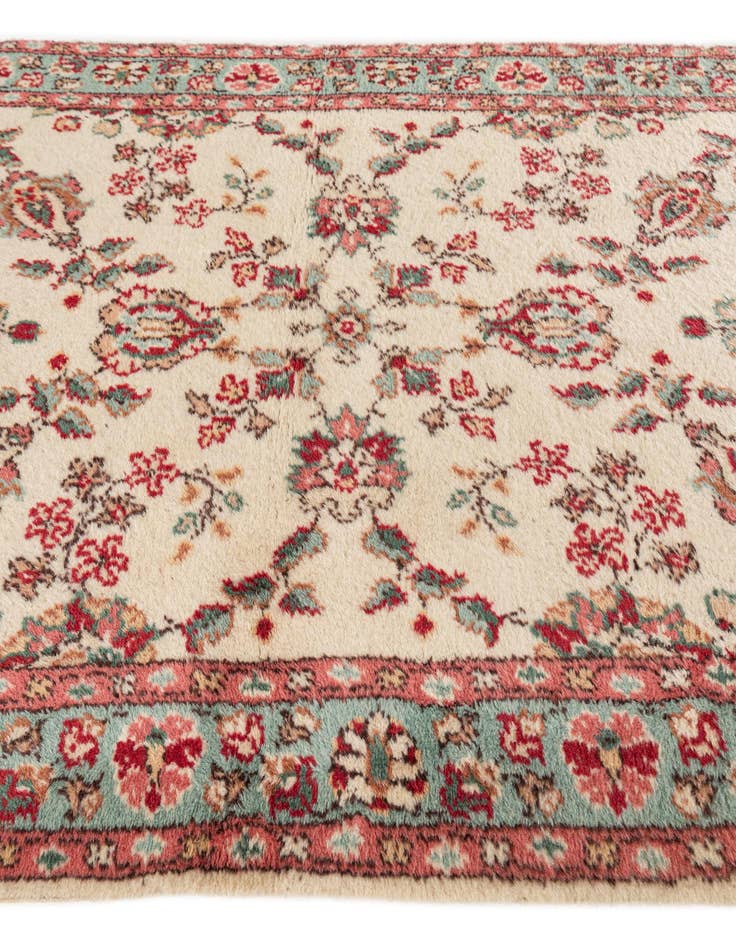 Detail image of  3' 3 x 4' 10  Hand Knotted Kashan Oriental Wool Rug