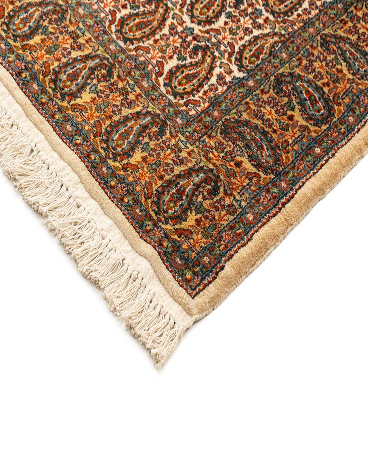 Detail image of  4' x 6'  Hand Knotted Kashmir Oriental Wool Rug