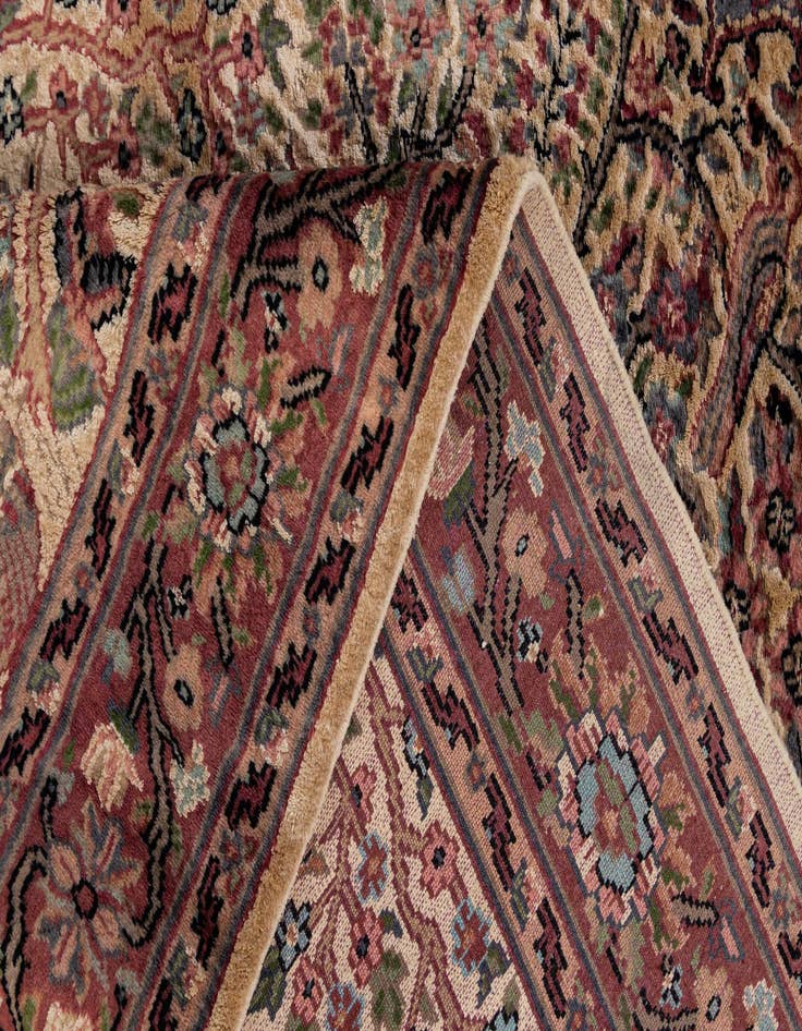 Detail image of  3' 1 x 5' 3  Hand Knotted Kashmir Oriental Rug