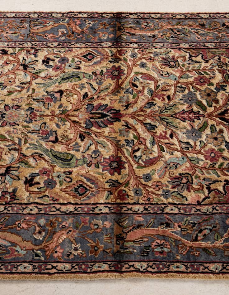 Detail image of  3' 2 x 5' 4  Hand Knotted Kashmir Rug