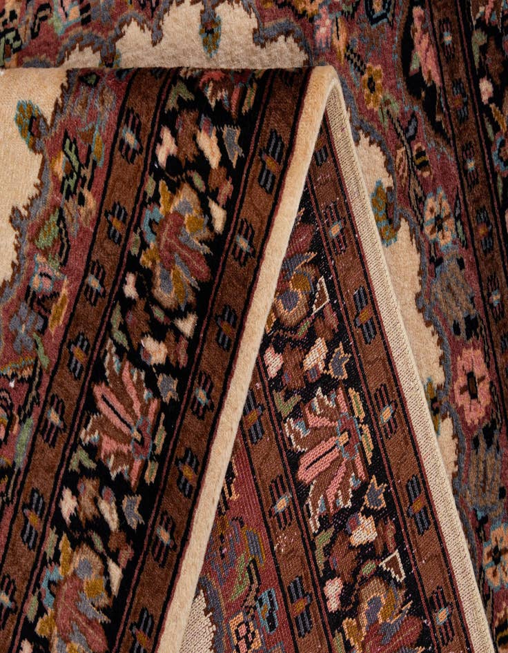 Detail image of  3' 4 x 5'  Hand Knotted Kashmir Oriental Wool Rug