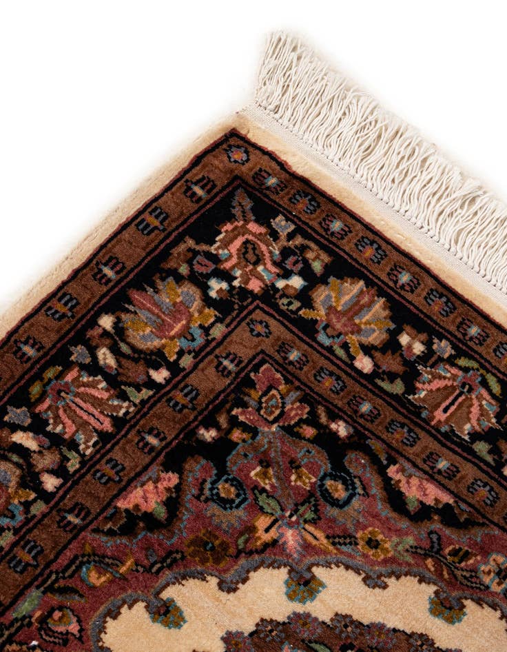 Detail image of  3' 4 x 5'  Hand Knotted Kashmir Oriental Wool Rug