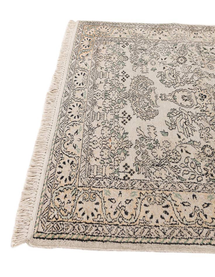 Detail image of  3' 2 x 5' 1  Hand Knotted Kashmir Oriental Wool Rug