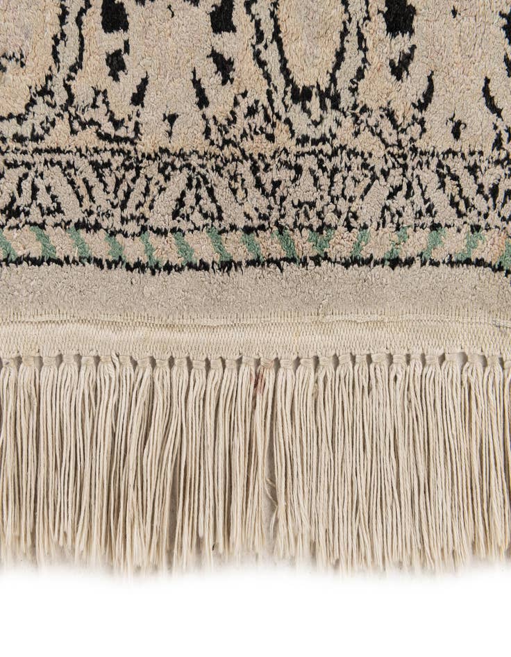 Detail image of  3' 2 x 5' 1  Hand Knotted Kashmir Oriental Wool Rug