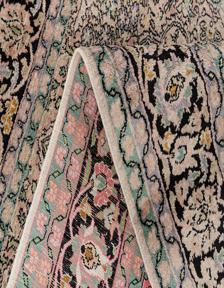 Detail image of  4' x 6' 1  Hand Knotted Kashmir Oriental Rug