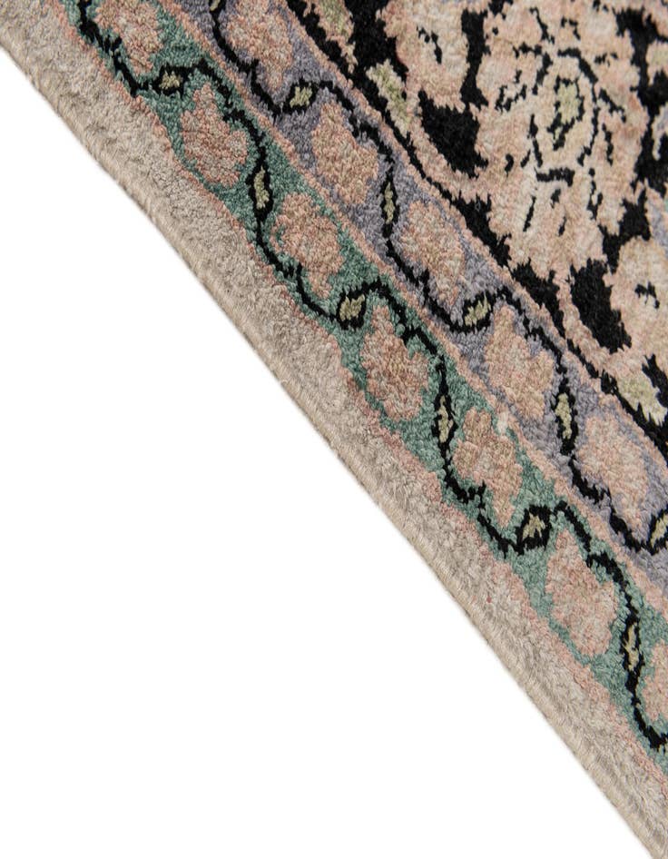 Detail image of  4' x 6' 1  Hand Knotted Kashmir Oriental Rug