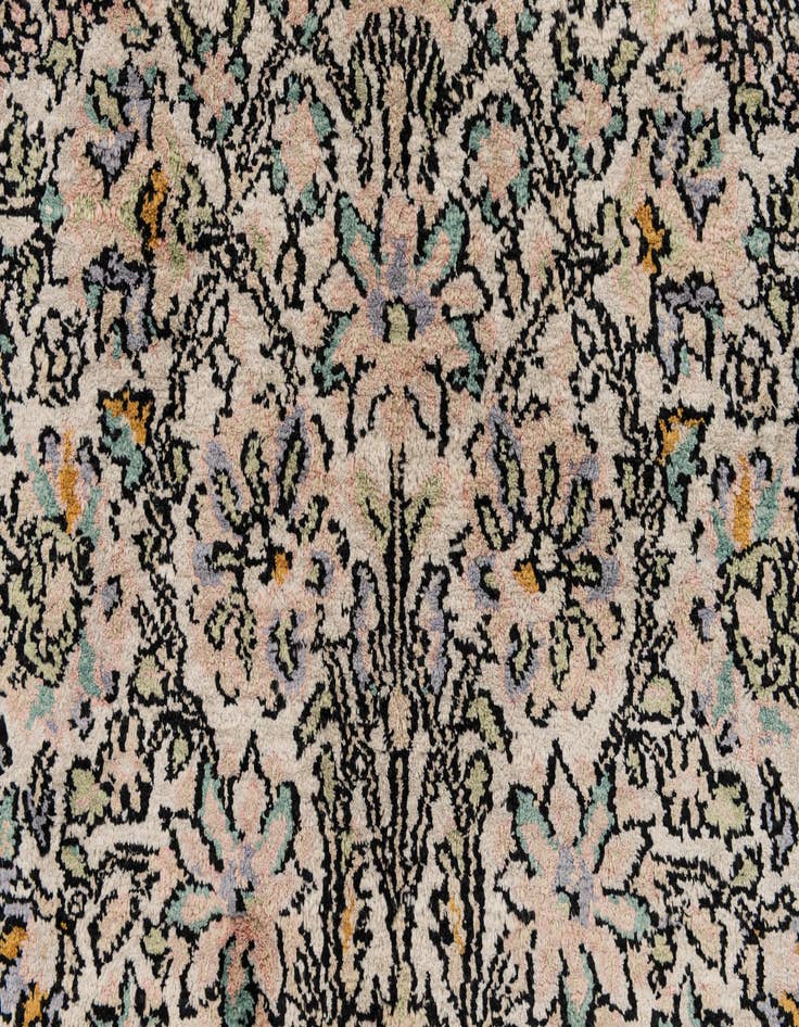 Detail image of  4' x 6' 1  Hand Knotted Kashmir Oriental Rug