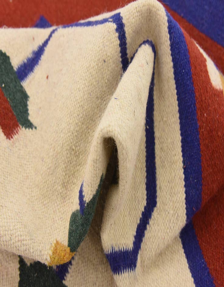 Detail image of  6' 6 x 8' 1  Hand Woven Kilim Dhurrie Wool Rug