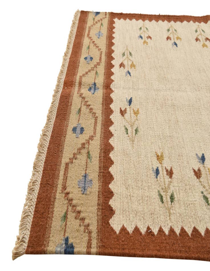 Detail image of  4' x 6'  Hand Woven Kilim Dhurrie Wool Rug