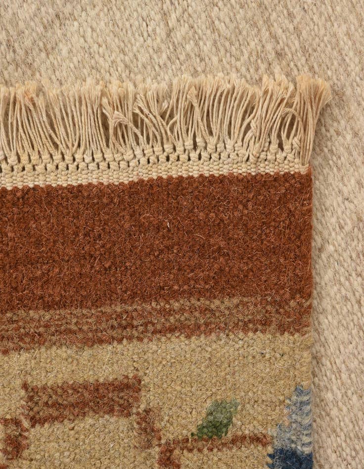 Detail image of  4' x 6'  Hand Woven Kilim Dhurrie Wool Rug