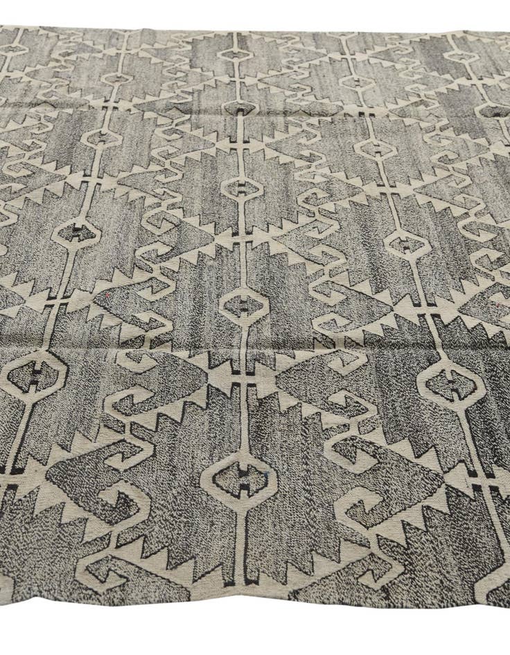 Detail image of  8' 3 x 9' 6  Hand Woven Kilim Fars Wool Rug