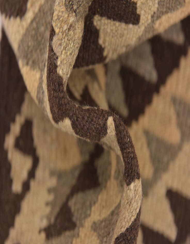 Detail image of 2' 10 x 4' Hand Woven Kilim Maymana Wool Rug