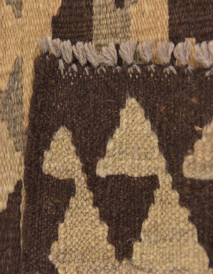 Detail image of 2' 10 x 4' Hand Woven Kilim Maymana Wool Rug