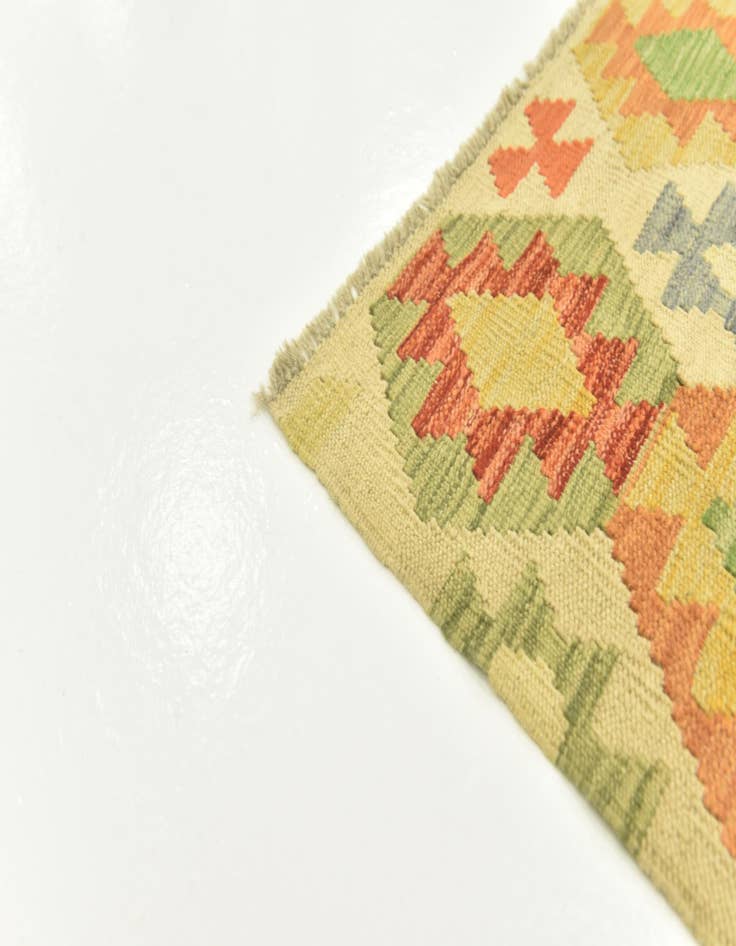Detail image of  2' 10 x 4' 3  Hand Woven Kilim Maymana Wool Rug
