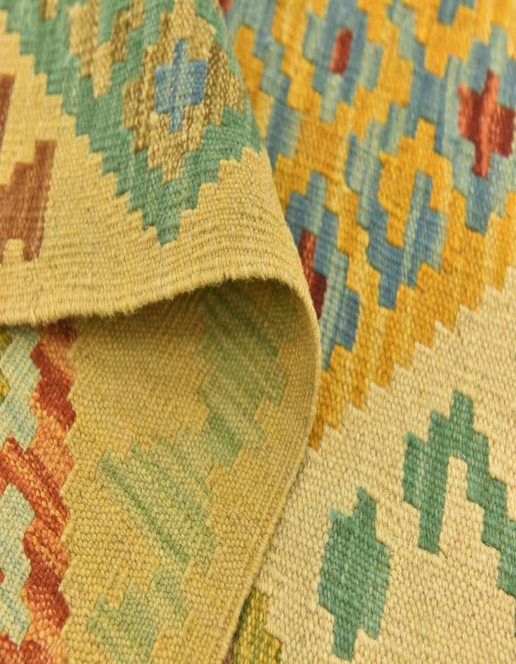 Detail image of  3' 4 x 5'  Hand Woven Kilim Maymana Wool Rug