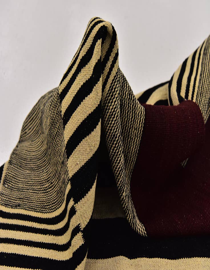 Detail image of  6' x 7' 7  Hand Woven Kilim Modern Wool Rug