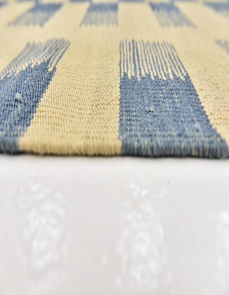Detail image of  6' x 7' 9  Hand Woven Kilim Modern Wool Rug