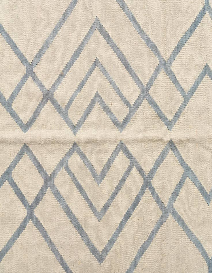 Detail image of  8' 7 x 10'  Hand Woven Kilim Modern Wool Rug