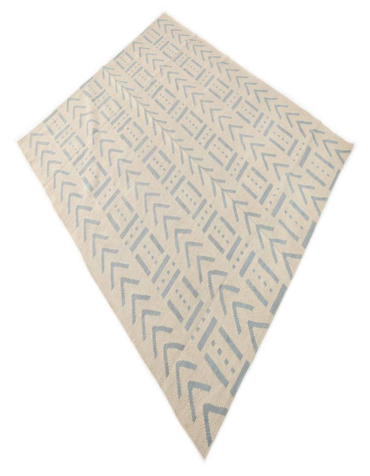 Detail image of  5' 3 x 6' 5  Hand Woven Kilim Modern Wool Rug