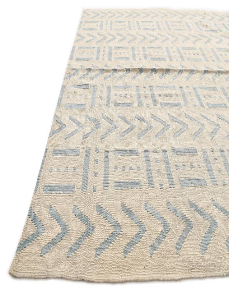 Detail image of  5' 3 x 6' 5  Hand Woven Kilim Modern Wool Rug