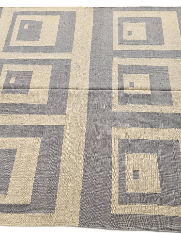 Detail image of  4' 11 x 6' 6  Hand Woven Kilim Modern Wool Rug