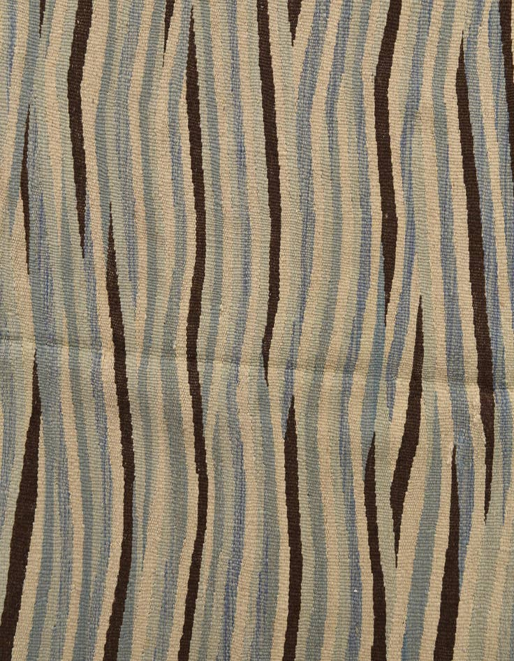 Detail image of  4' 8 x 5' 10  Hand Woven Kilim Modern Wool Rug