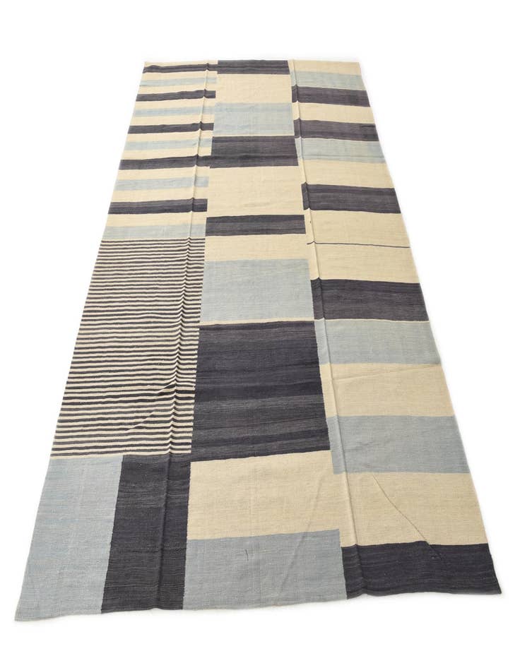 Detail image of  6' 9 x 9' 3  Hand Woven Kilim Modern Wool Rug