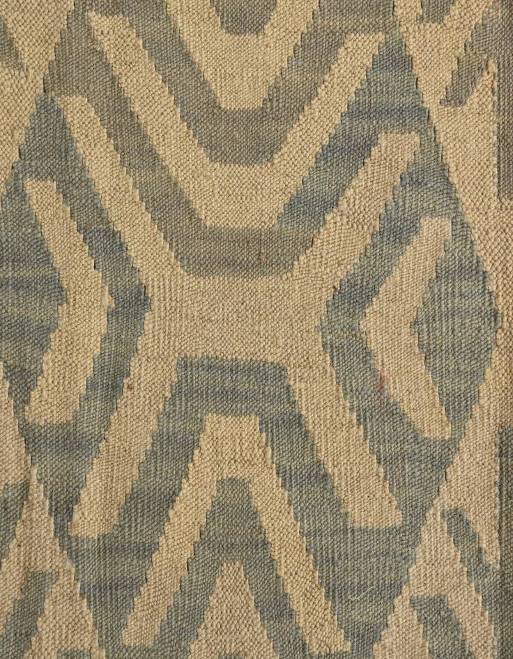 Detail image of  5' 1 x 6' 3  Hand Woven Kilim Modern Wool Rug