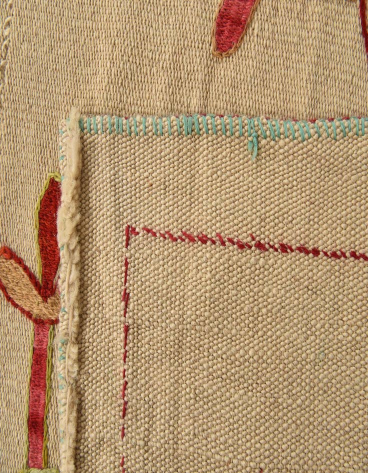 Detail image of  5' 9 x 7' 7  Hand Woven Kilim Modern Wool Rug