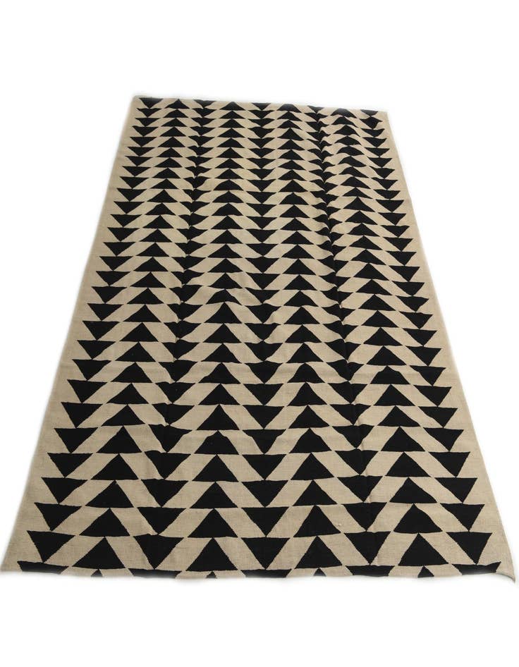Detail image of  8' 6 x 9' 4  Hand Woven Kilim Modern Wool Rug