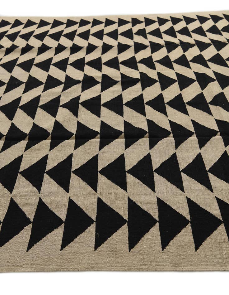 Detail image of  8' 6 x 9' 4  Hand Woven Kilim Modern Wool Rug
