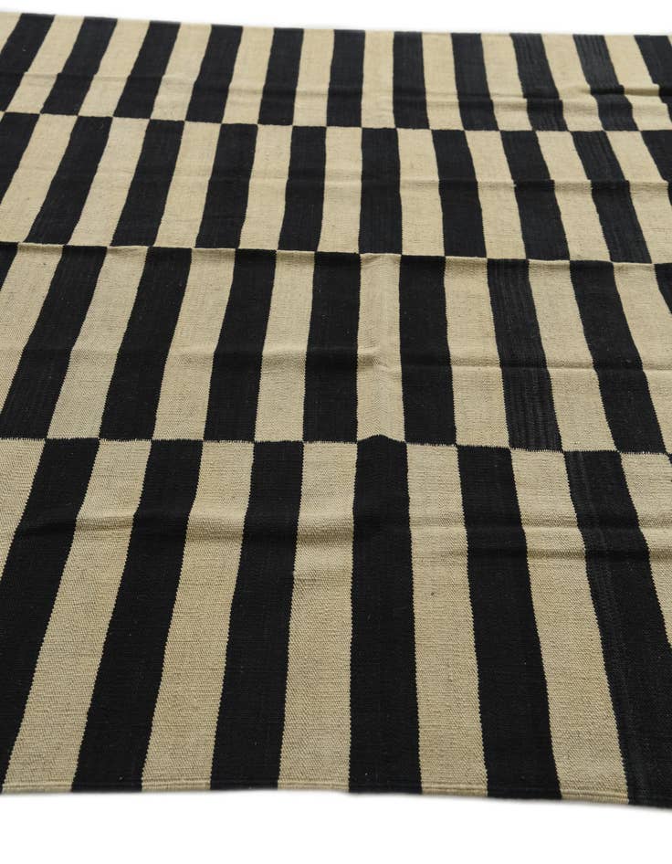 Detail image of  6' 10 x 9' 7  Hand Woven Kilim Modern Wool Rug