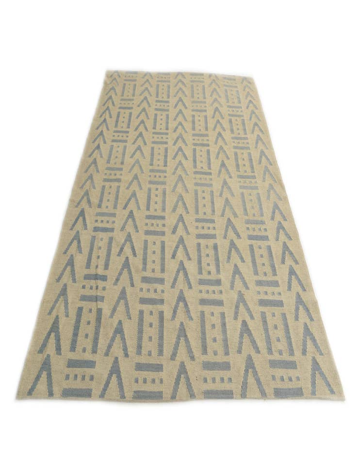 Detail image of  5' x 6' 6  Hand Woven Kilim Modern Wool Rug