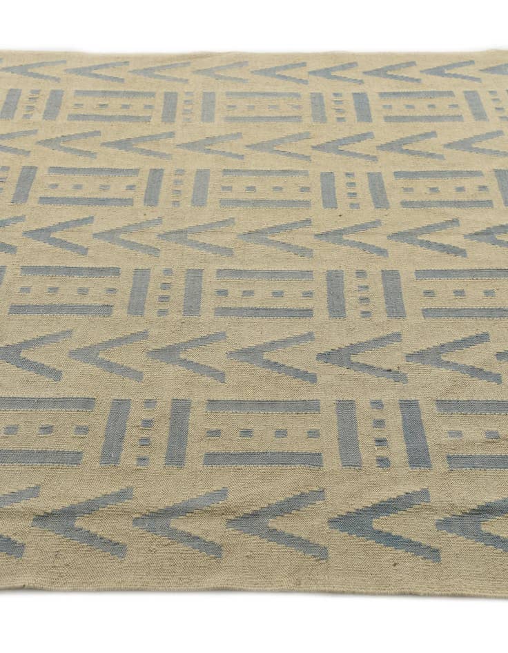Detail image of  5' x 6' 6  Hand Woven Kilim Modern Wool Rug